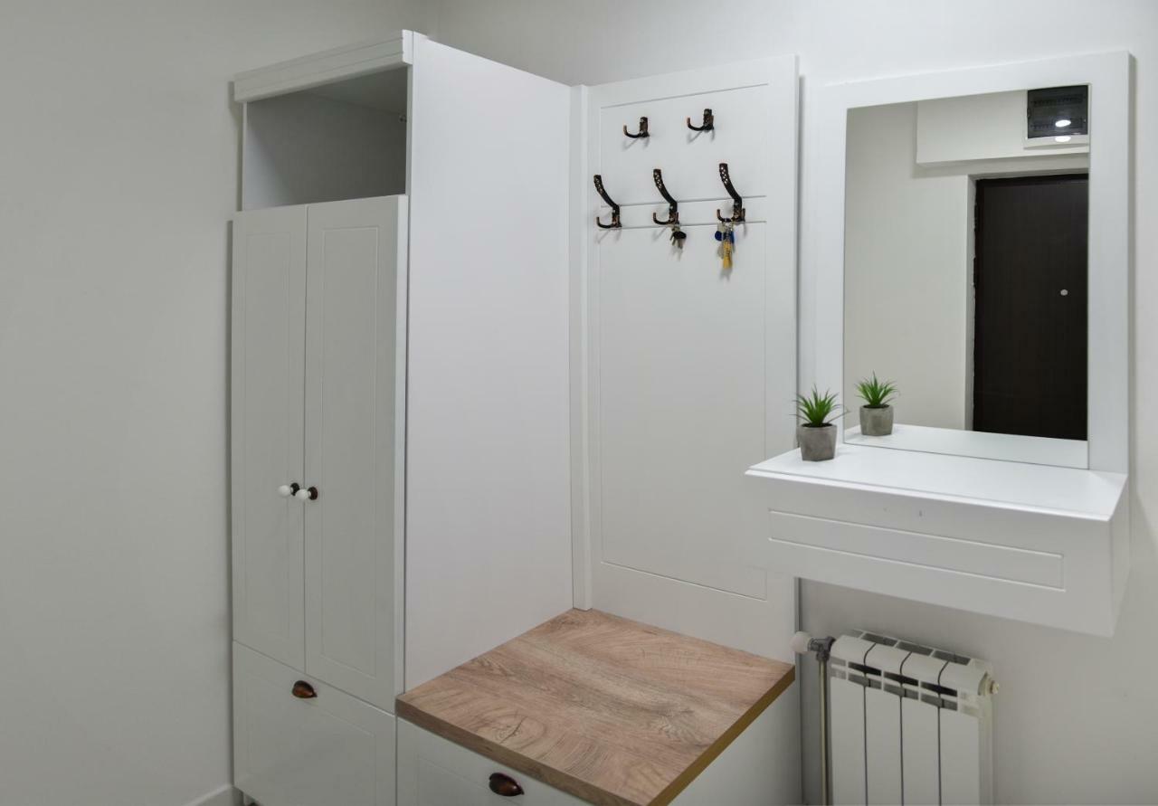 Lux Apartment Flatiron Скоп'є Екстер'єр фото