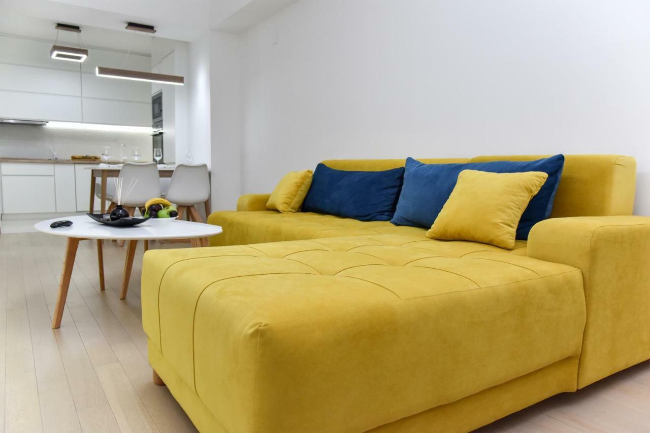 Lux Apartment Flatiron Скоп'є Екстер'єр фото